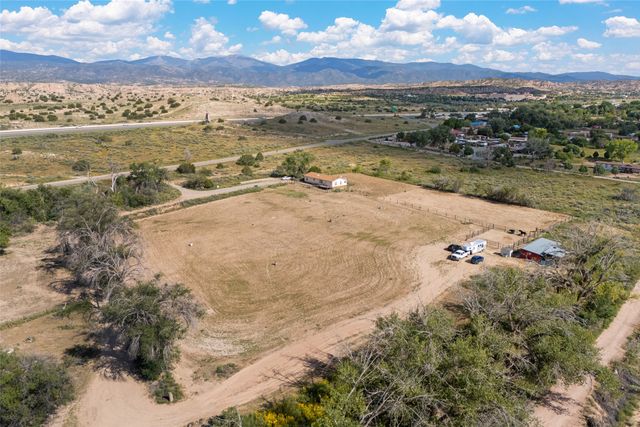 28 Sunlight View, Santa Fe, NM 87506