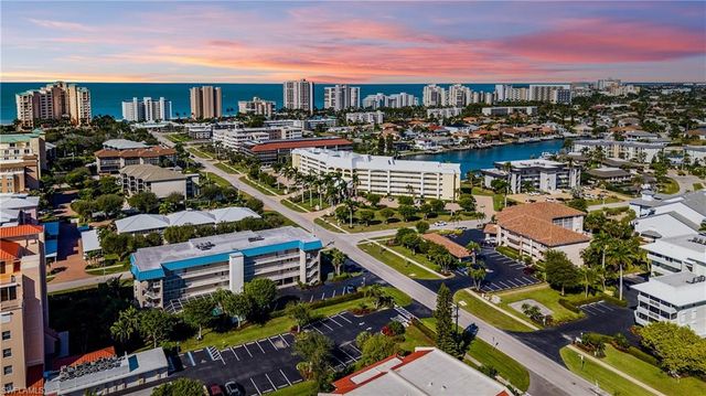 1020 Swallow AVE 302, Marco Island, FL 34145