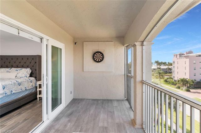 1020 Swallow AVE 302, Marco Island, FL 34145