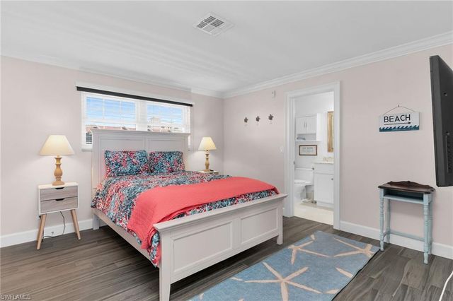 1020 Swallow AVE 302, Marco Island, FL 34145