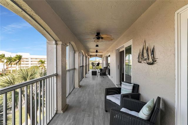 1020 Swallow AVE 302, Marco Island, FL 34145