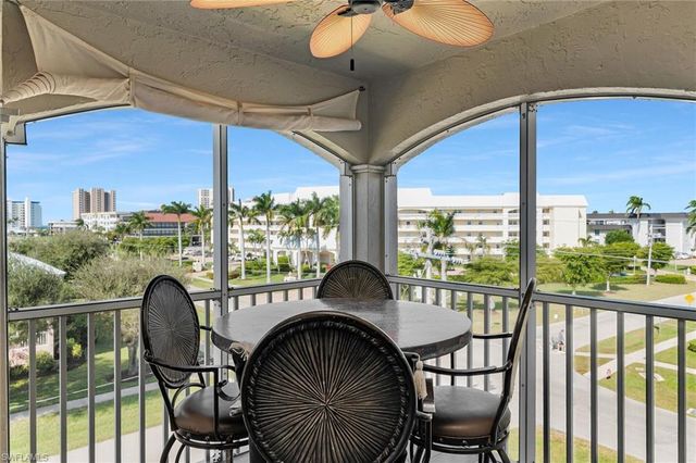 1020 Swallow AVE 302, Marco Island, FL 34145