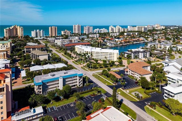 1020 Swallow AVE 302, Marco Island, FL 34145