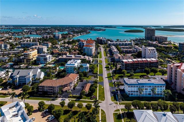 1020 Swallow AVE 302, Marco Island, FL 34145