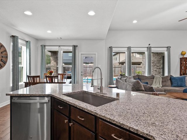 3325 Boxwood Forest Court, Conroe, TX 77301