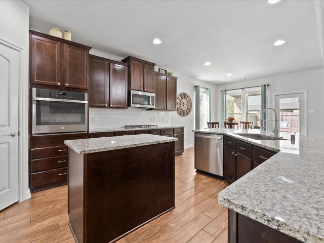 3325 Boxwood Forest Court, Conroe, TX 77301