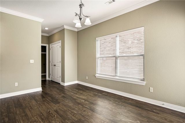 121 Carrington Avenue A, Lowell, AR 72745