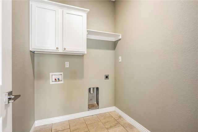 121 Carrington Avenue A, Lowell, AR 72745