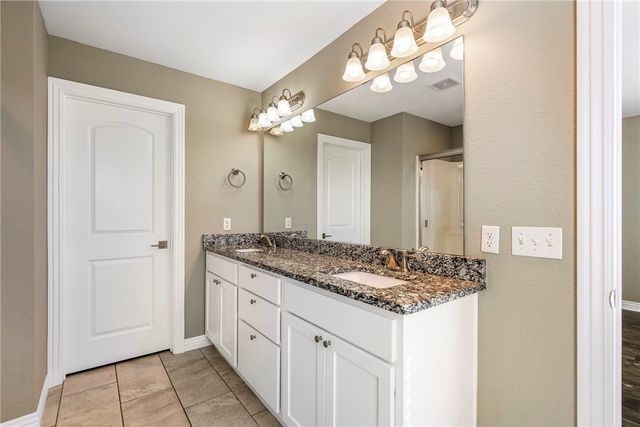 121 Carrington Avenue A, Lowell, AR 72745