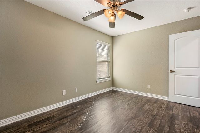 121 Carrington Avenue A, Lowell, AR 72745