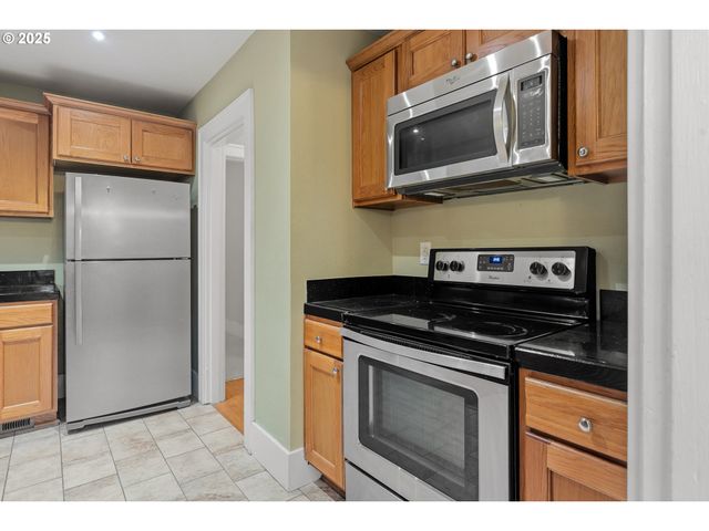 616 Se 60TH Ave, Portland, OR 97215