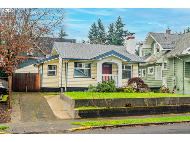 616 Se 60TH Ave, Portland, OR 97215