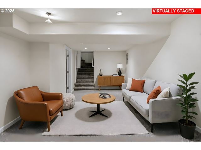 616 Se 60TH Ave, Portland, OR 97215