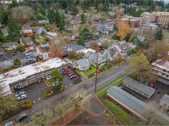 616 Se 60TH Ave, Portland, OR 97215