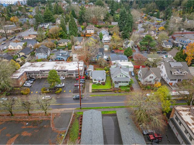 616 Se 60TH Ave, Portland, OR 97215
