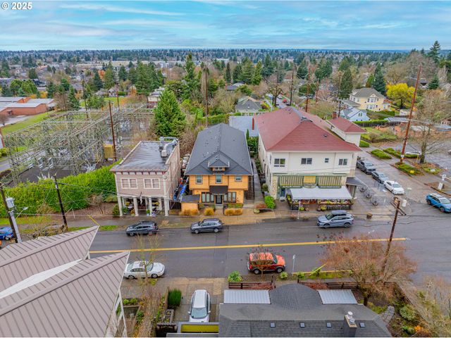 616 Se 60TH Ave, Portland, OR 97215