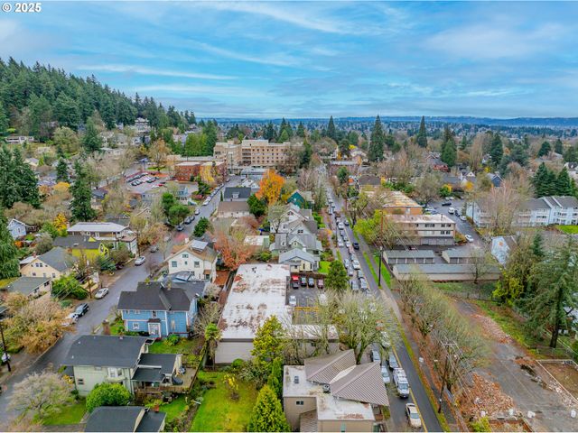 616 Se 60TH Ave, Portland, OR 97215