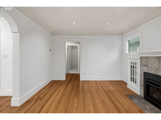 616 Se 60TH Ave, Portland, OR 97215