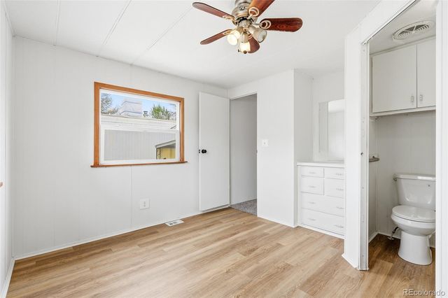 900 Mountain View Avenue, Longmont, CO 80501