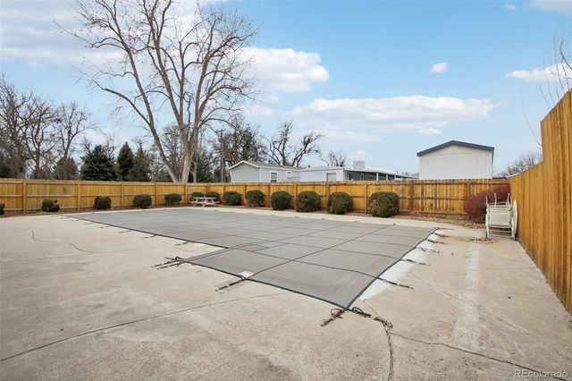 900 Mountain View Avenue, Longmont, CO 80501