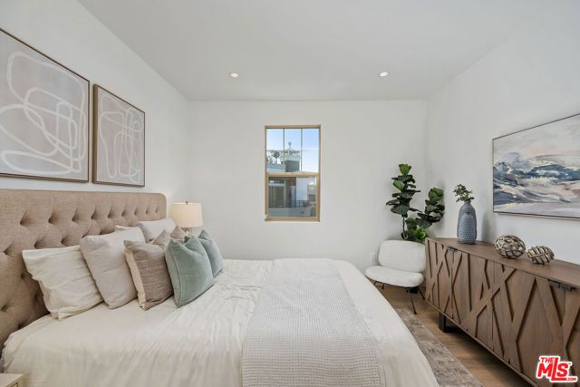 130 S Sepulveda Boulevard 415, Los Angeles, CA 90049