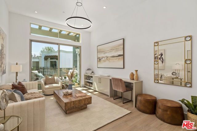 130 S Sepulveda Boulevard 415, Los Angeles, CA 90049