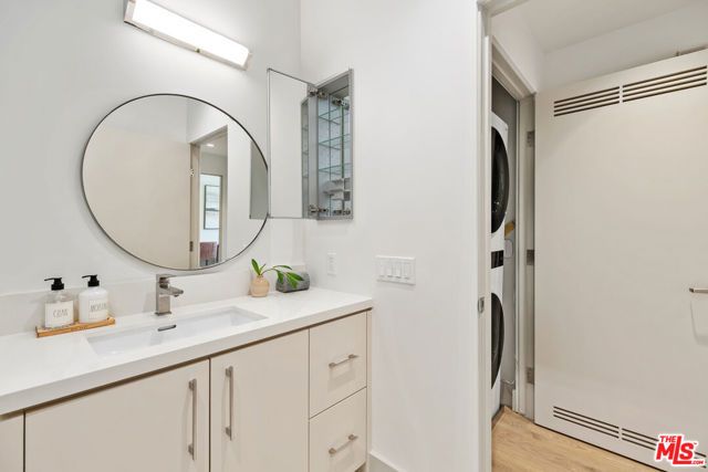 130 S Sepulveda Boulevard 415, Los Angeles, CA 90049