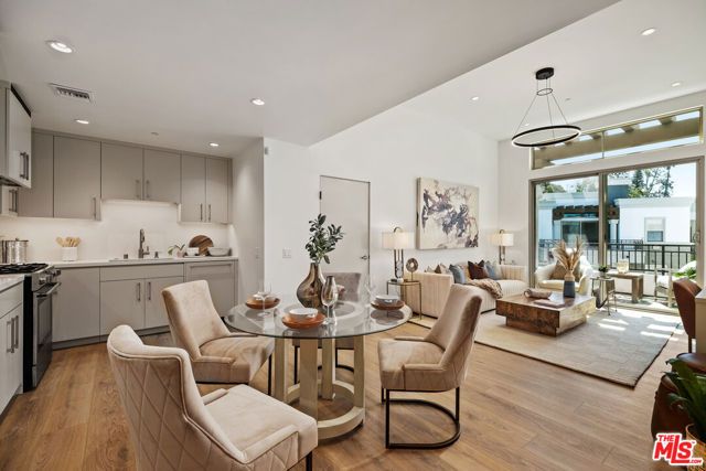 130 S Sepulveda Boulevard 415, Los Angeles, CA 90049