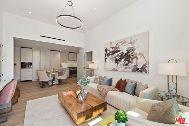 130 S Sepulveda Boulevard 415, Los Angeles, CA 90049