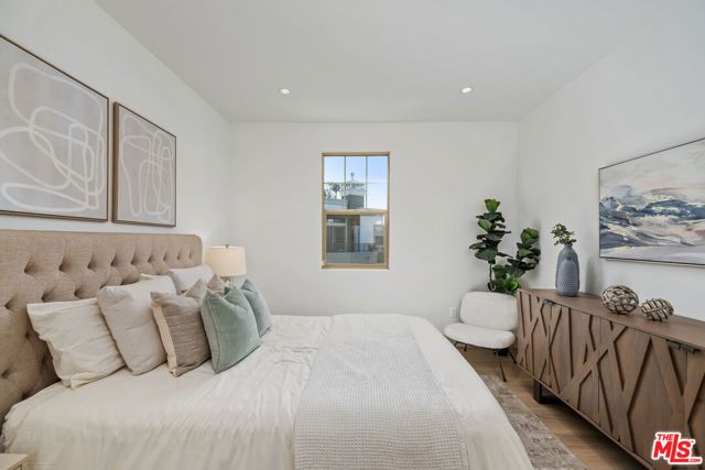 130 S Sepulveda Boulevard 415, Los Angeles, CA 90049