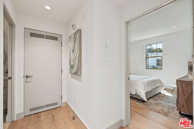 130 S Sepulveda Boulevard 415, Los Angeles, CA 90049
