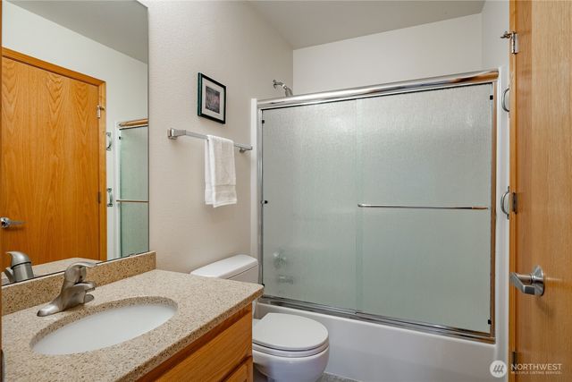 500 Fieldstone Loop ##25, Lynden, WA 98264