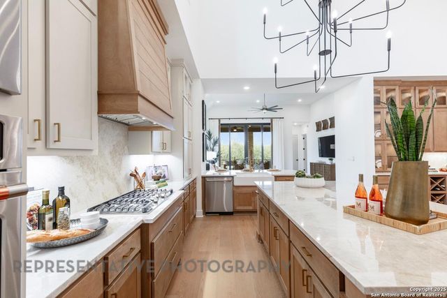 318 Dulce Vista, Boerne, TX 78006