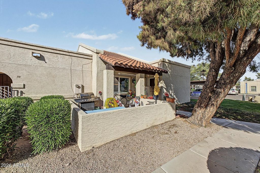 875 S NEBRASKA Street 38, Chandler, AZ 85225 — photo 2