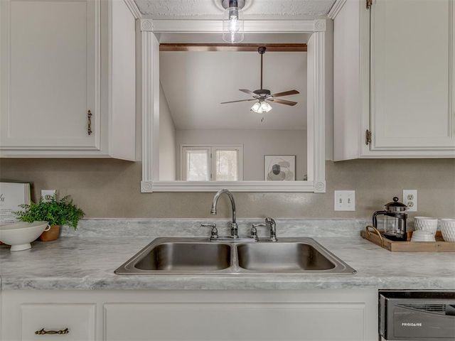 508 W 9th Street, Edmond, OK 73003
