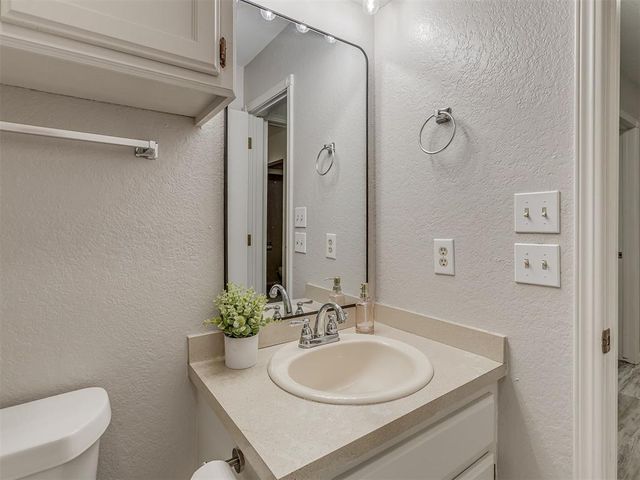 508 W 9th Street, Edmond, OK 73003