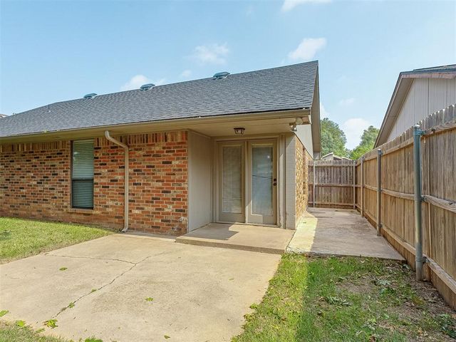 508 W 9th Street, Edmond, OK 73003