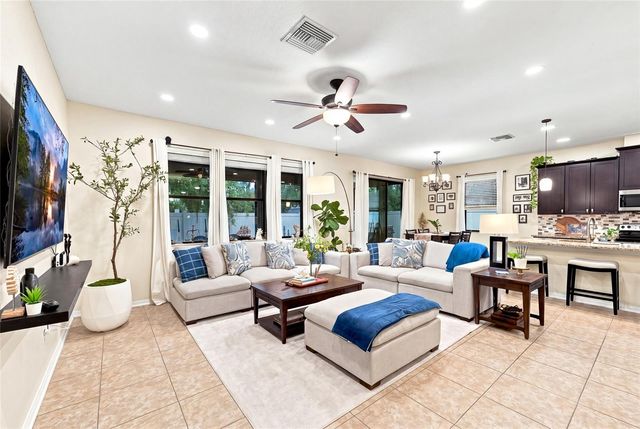 1008 OAKCREST DRIVE, Brandon, FL 33510