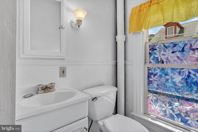 22 N WARREN ST, Easton, PA 18042