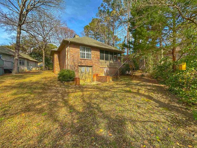 3174 River Bluff Ln., Little River, SC 29566