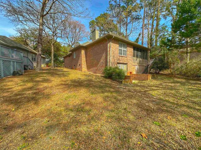3174 River Bluff Ln., Little River, SC 29566
