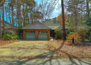 3174 River Bluff Ln., Little River, SC 29566