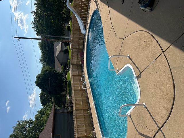 5302 16th Avenue, Moline, IL 61265