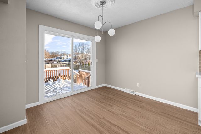 5302 16th Avenue, Moline, IL 61265