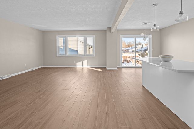 5302 16th Avenue, Moline, IL 61265