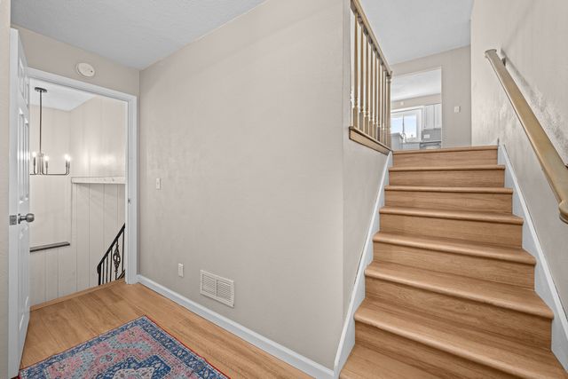 5302 16th Avenue, Moline, IL 61265