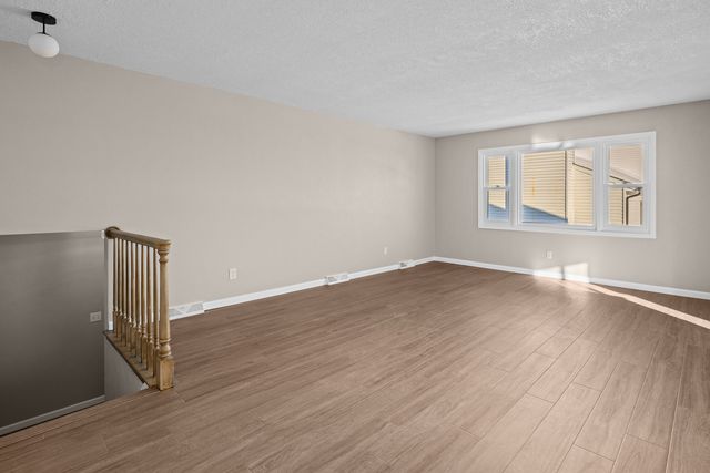 5302 16th Avenue, Moline, IL 61265