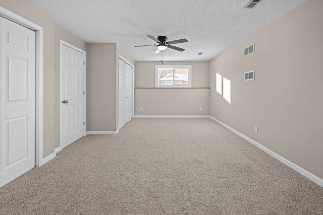 5302 16th Avenue, Moline, IL 61265