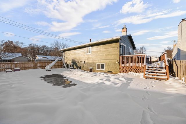 5302 16th Avenue, Moline, IL 61265