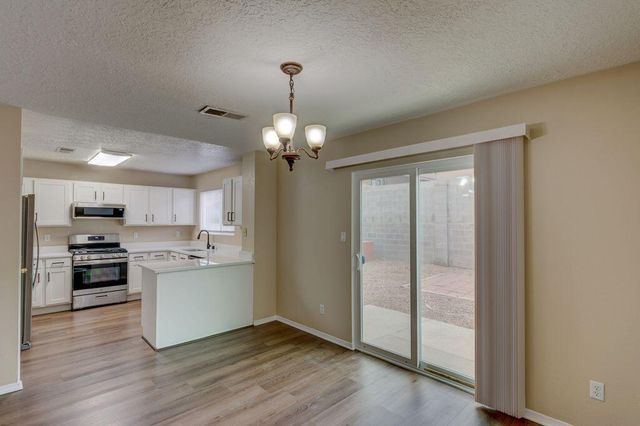 6135 Park South Place NW, Albuquerque, NM 87114